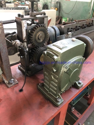 درجه اتوماتیک اتوماتیک 1400 * 590 * 800mm ماشین برش سریع برای 5-12mm